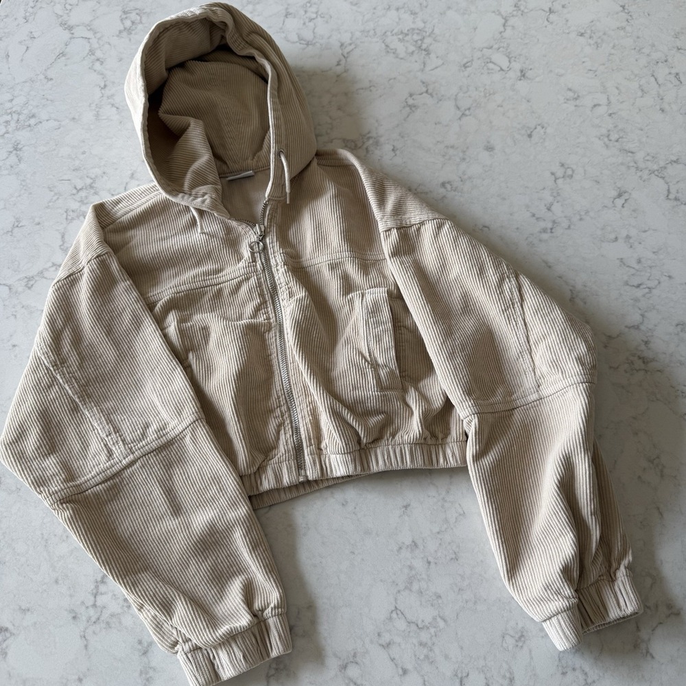 BDG Urban Outfitters 100% Cotton Cropped Beige Corduroy Jacket Coat L